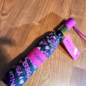 Sale NWT Betsey Johnson umbrella